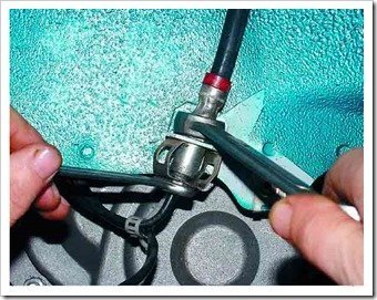 Как поменять тормозные шланги на ВАЗ 2112